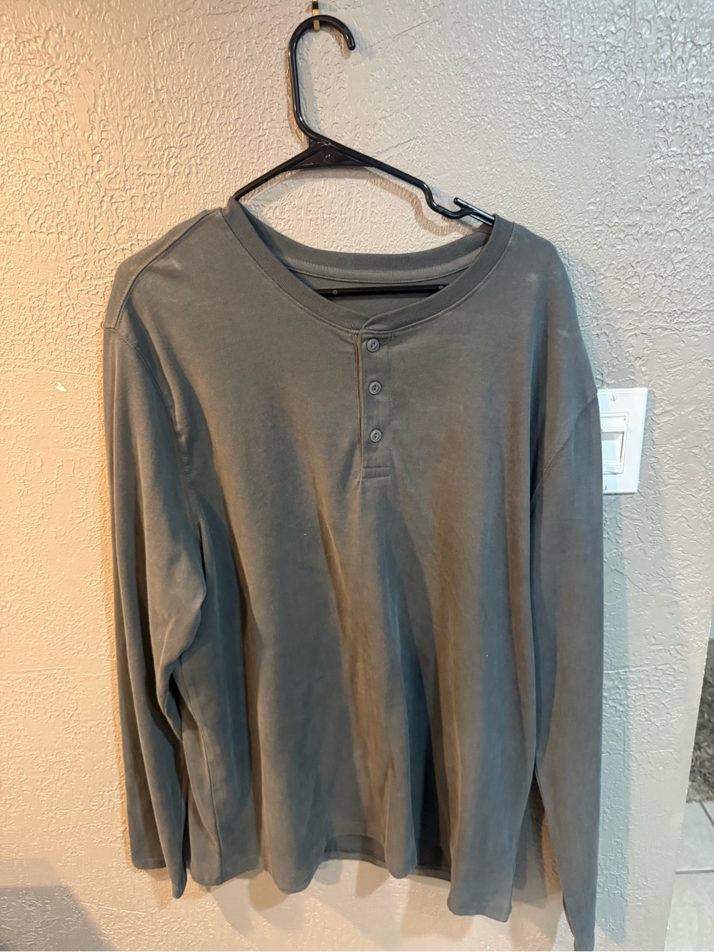 Goodfellow & Co Gray Long-Sleeve Henley